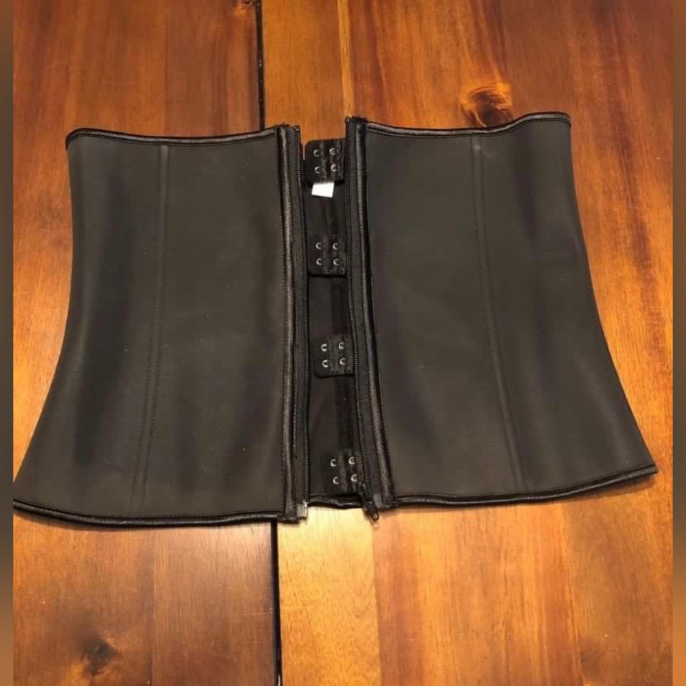 Waist trainer - Picture 2 of 7